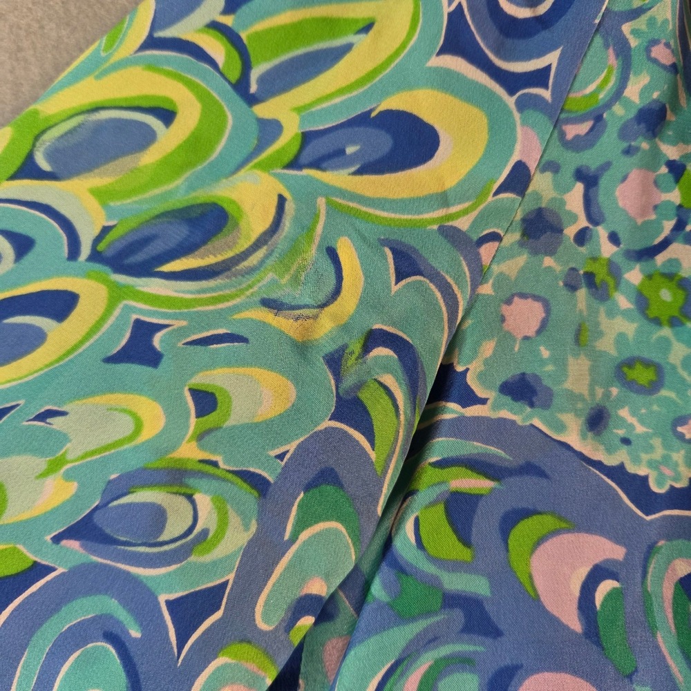 Lilly Pulitzer Elsa 100% Silk Top XS Lilly's Lagoon Smocked Blouse Preppy FLAW - Picture 8 of 9